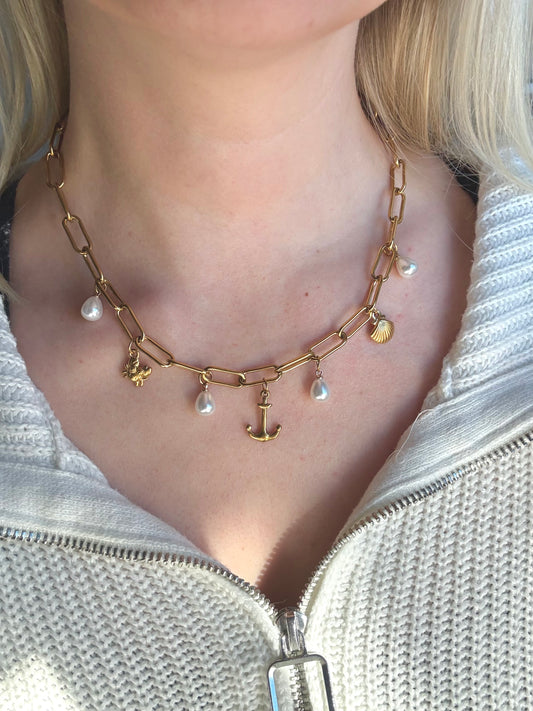 XL Paperclip Necklace (Gold only)