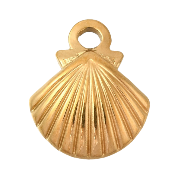 Gold scallop shell pendant 